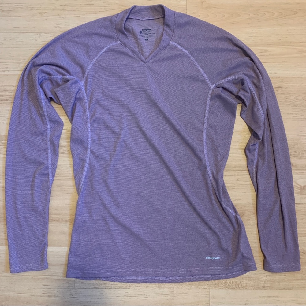 *SOLD* Patagonia Women’s Capilene light-weight longs-leeve